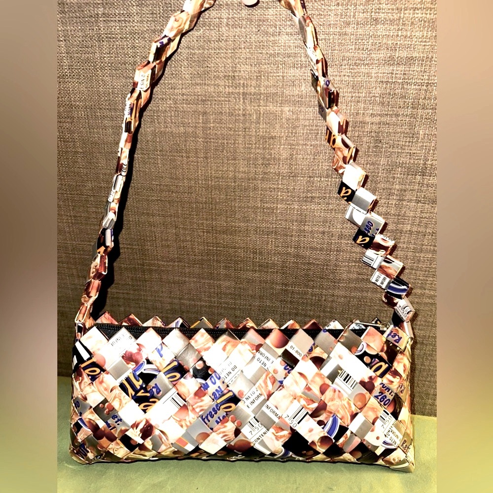 Nahui 🩶 Ollin Multicolor Woven Shoulder Bag